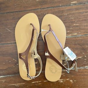 Ecote thong sandals (sz 8)